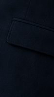 Costume Executivo na cor marinho, detalhe do bolso