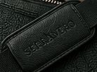 Weekender Signature na cor verde floresta, etiqueta Serravero em relevo no couro